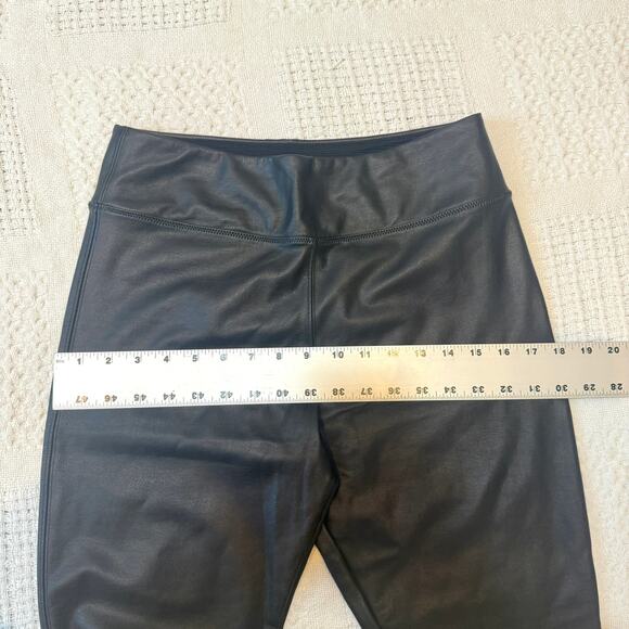 Nordstrom Rack medium high rise faux leather leggings P 2776 - Picture 6 of 10